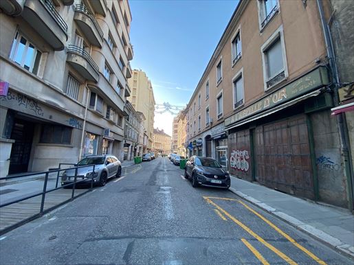 Local commercial 129 m² · à Grenoble · 129 m² · 535 000 €