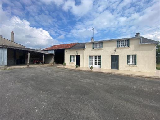 Maison 9 pièces 145 m² · à Limerzel · 145 m² · 172 425 €
