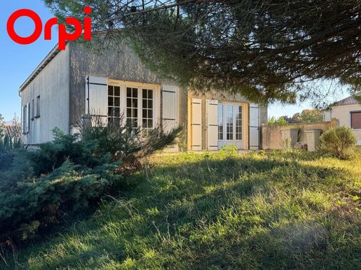 Maison 4 pièces 126 m² · à Port-des-Barques · 126 m² · 189 900 €