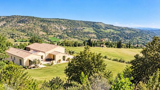 Maison 7 pièces 230 m² · à Magrie · 230 m² · 469 000 €