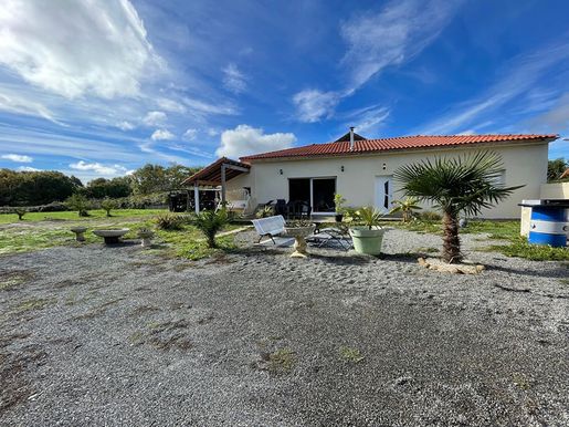 Maison 3 pièces 102 m² · à Maubourguet · 102 m² · 170 000 €