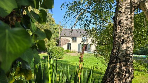 Maison 4 pièces 103 m² · à Montreuil-le-Gast · 103 m² · 325 900 €