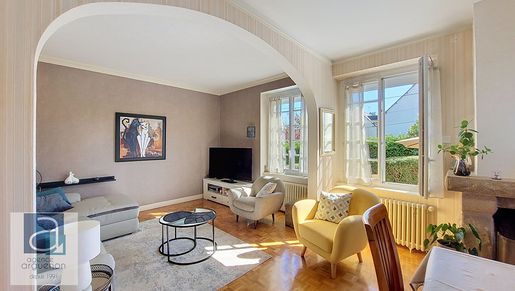 Maison 6 pièces 128 m² · à Lanvallay · 128 m² · 374 400 €