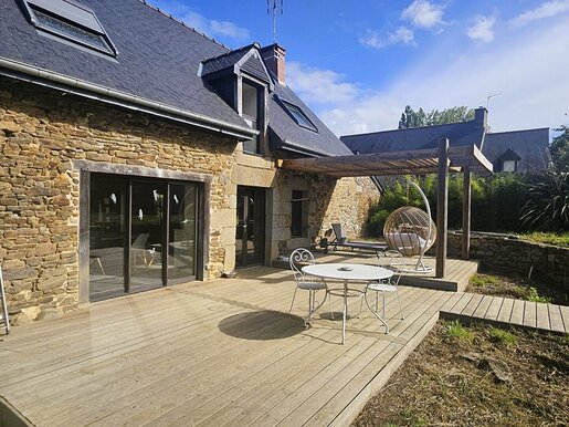 Maison 5 pièces 114 m² · à Cuguen · 114 m² · 348 400 €