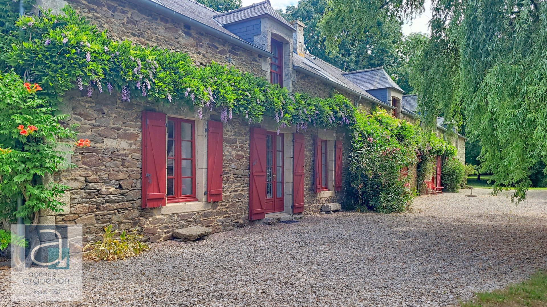 Maison à vendre, 320m², Corseul