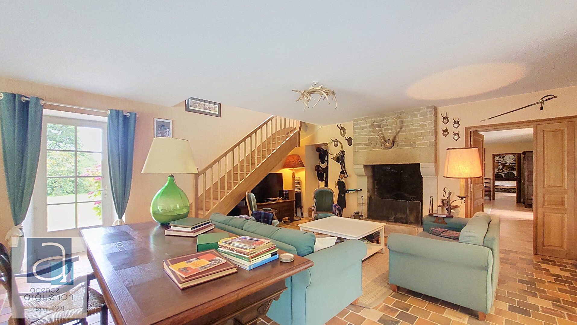 Maison à vendre, 320m², Corseul
