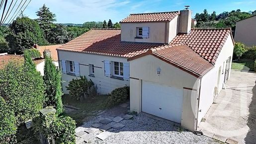 Maison 5 pièces 110 m² · à Orée d'Anjou · 110 m² · 245 000 €