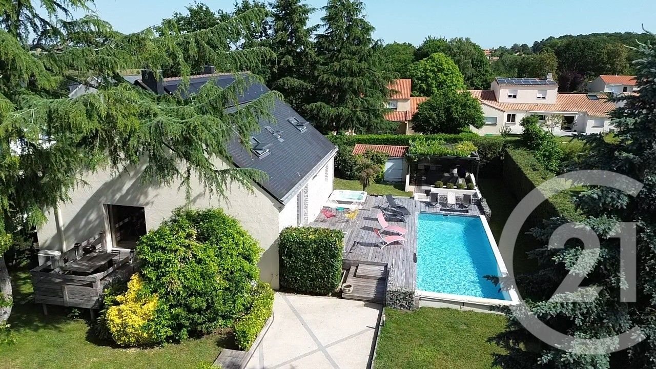 Maison à vendre, 245m², Oudon