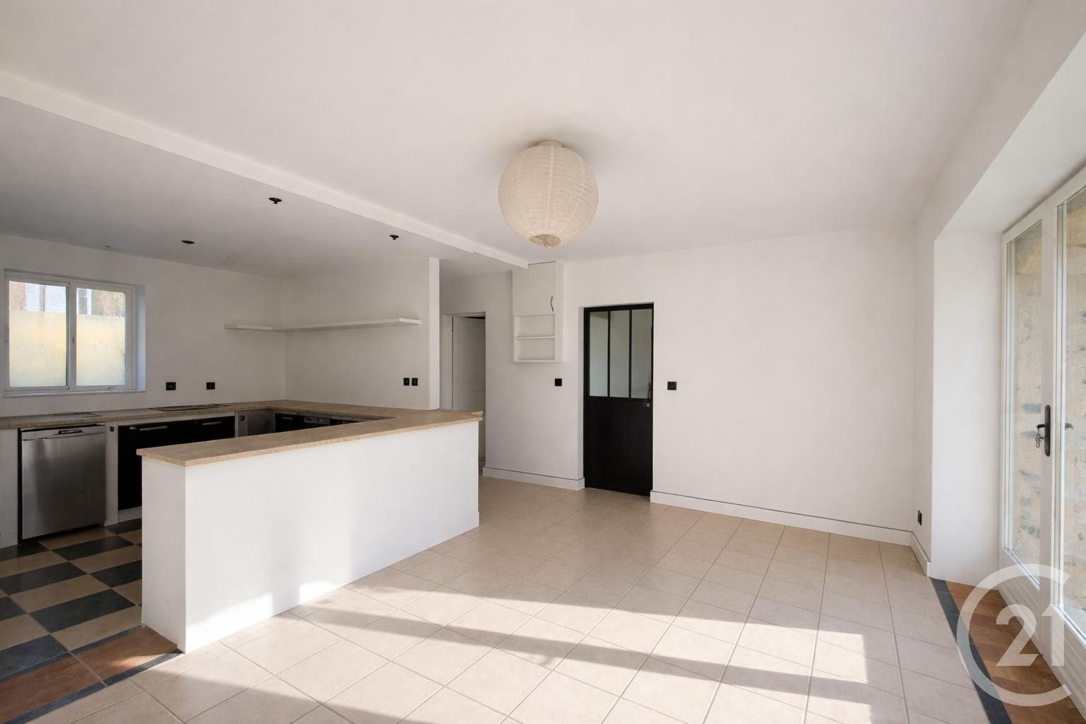 Maison à vendre, 114m², Rougé
