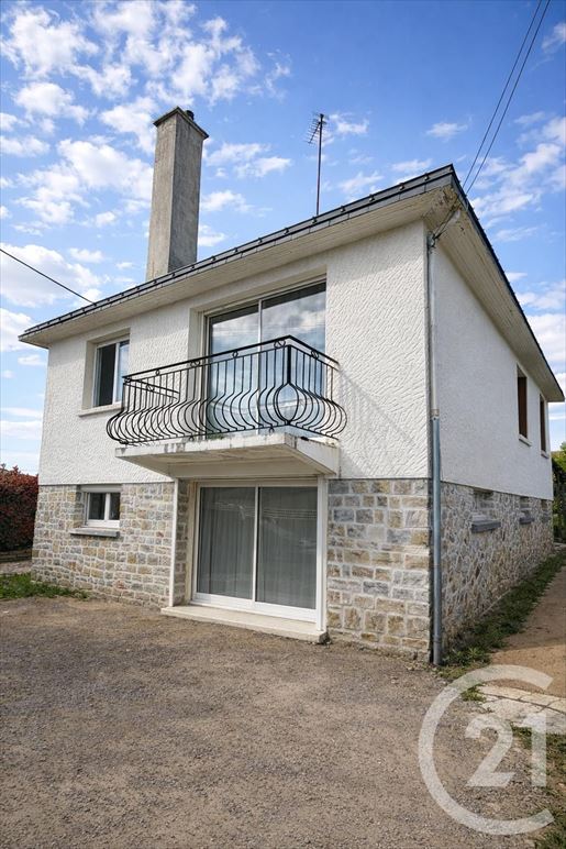 4 pièces 124 m² · à Châteaubriant · 124 m² · 169 000 €