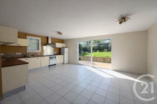 3 pièces 82 m² · à Châteaubriant · 82 m² · 155 000 €