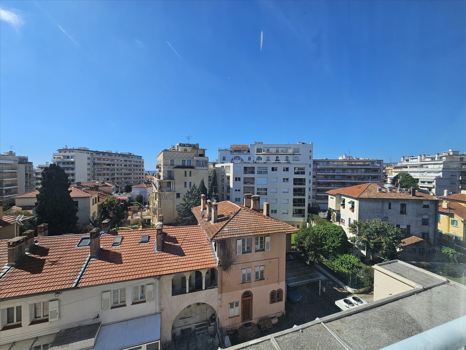 Appartement – Antibes, Le Ponteil, Juan-les-Pins - Plus