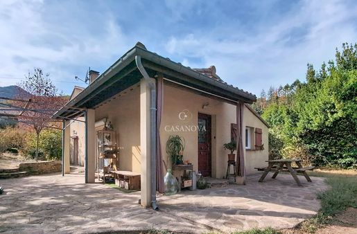 Maison 11 pièces 293 m² · à Saint-Gervais-sur-Mare · 293 m² · 333 000 €