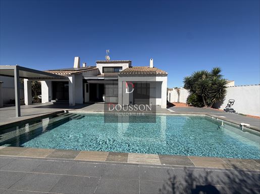 5 pièces 220 m² · à Aigues-Mortes · 220 m² · 829 000 €