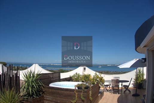 4 pièces 124 m² · à Le Grau-du-Roi · 124 m² · 990 000 €