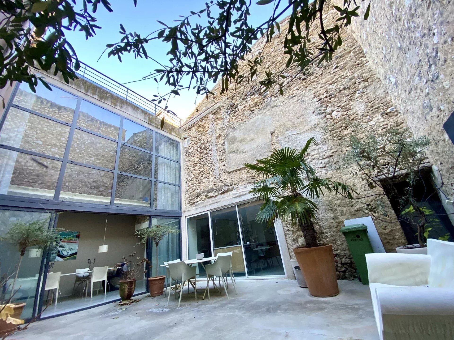 Maison à vendre, 350m², Saint-Cannat