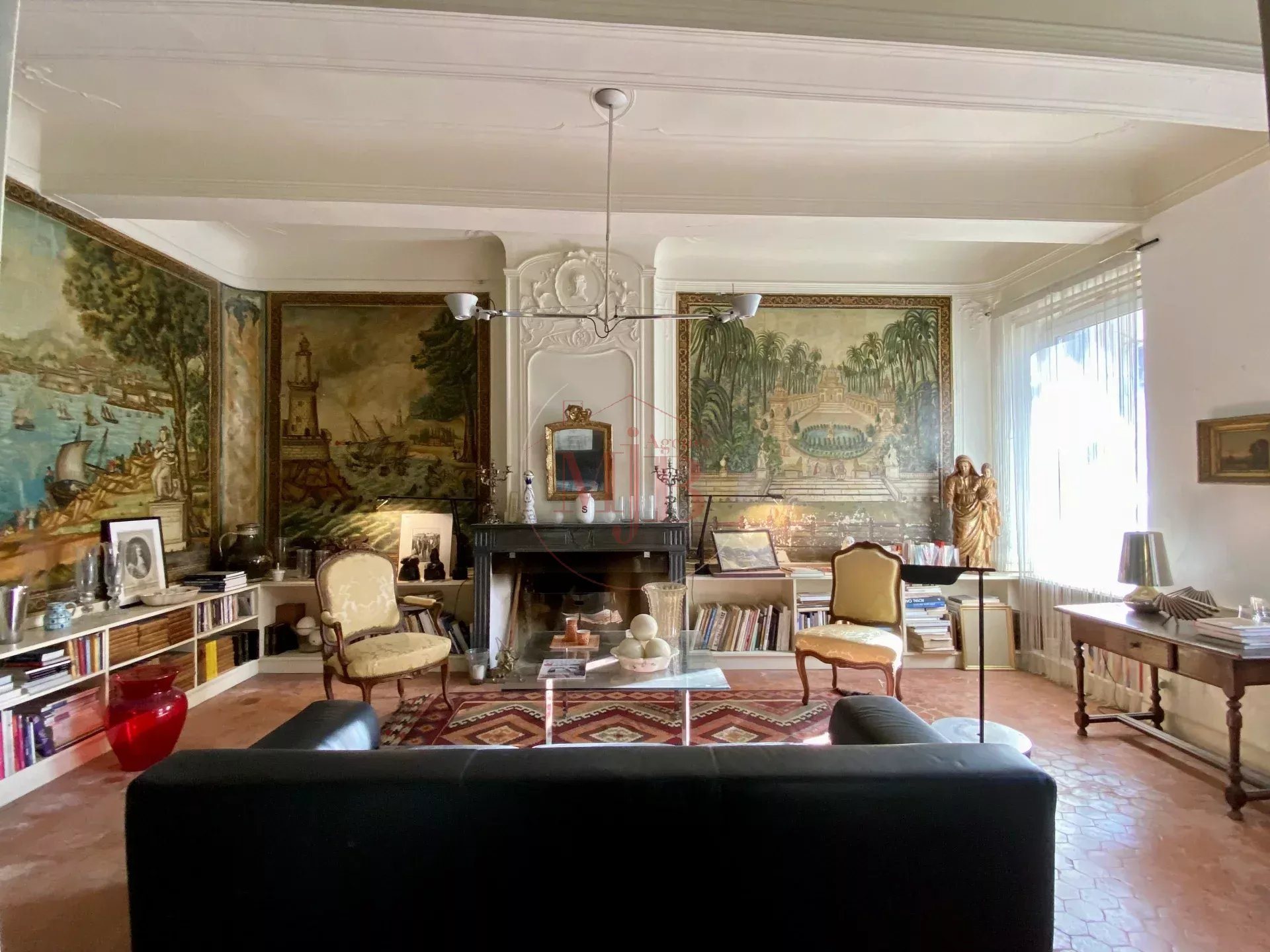 Maison à vendre, 350m², Saint-Cannat