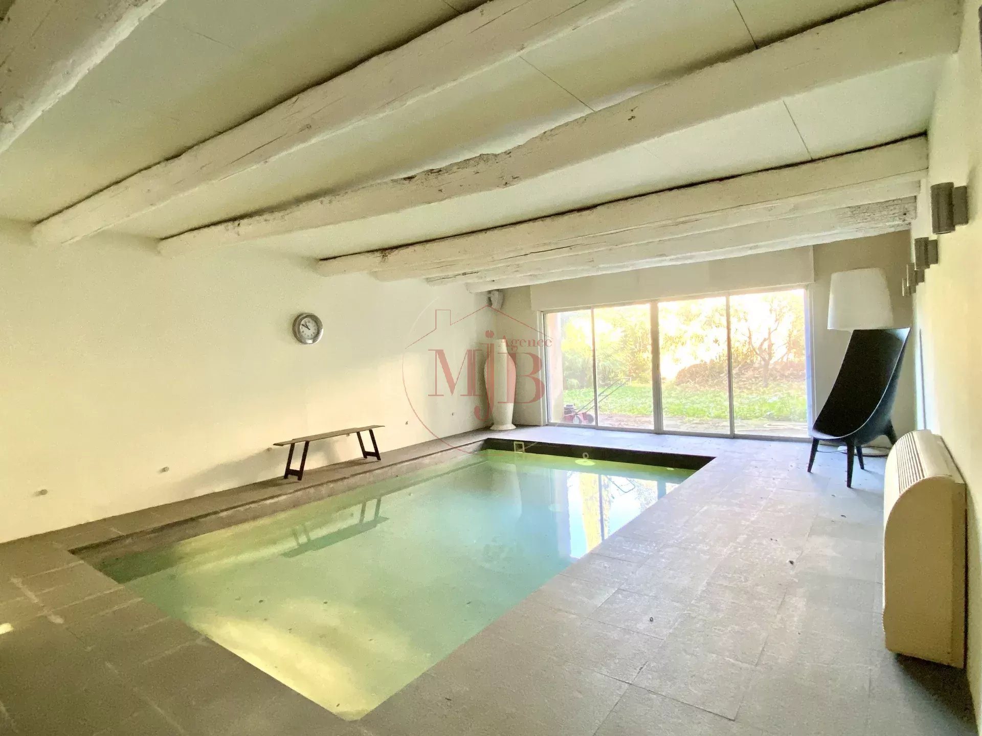 Maison à vendre, 350m², Saint-Cannat