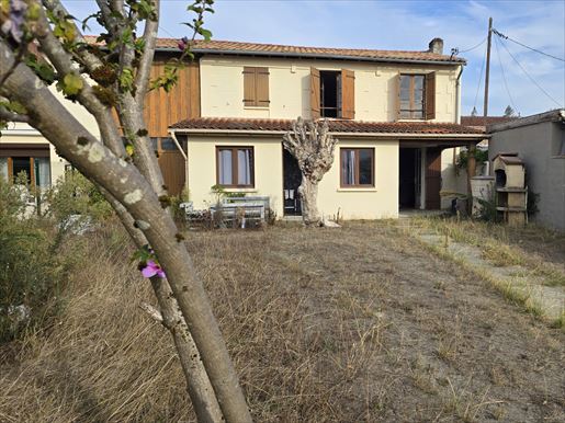 Maison 5 pièces 120 m² · à Saint-Médard-en-Jalles · 120 m² · 210 000 €