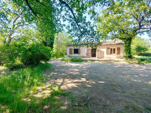 Maison 3 pièces 106 m² · à Néoules · 106 m² · 370 000 €