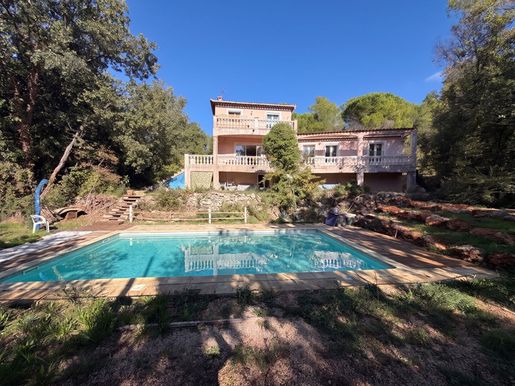 Maison 5 pièces 150 m² · à Forcalqueiret · 150 m² · 570 000 €