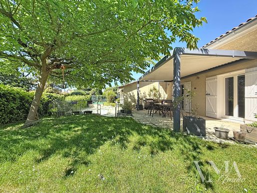Maison 7 pièces 146 m² · à La Tour-de-Salvagny · 146 m² · 620 000 €