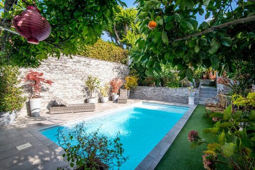 8 pièces 196 m² · à Biarritz · 196 m² · 1 590 000 €