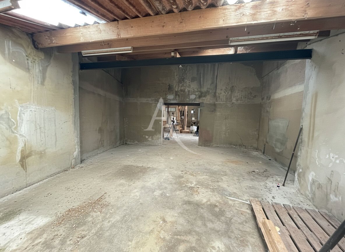 Maison à vendre, 186m², Pont-l'Abbé-d'Arnoult