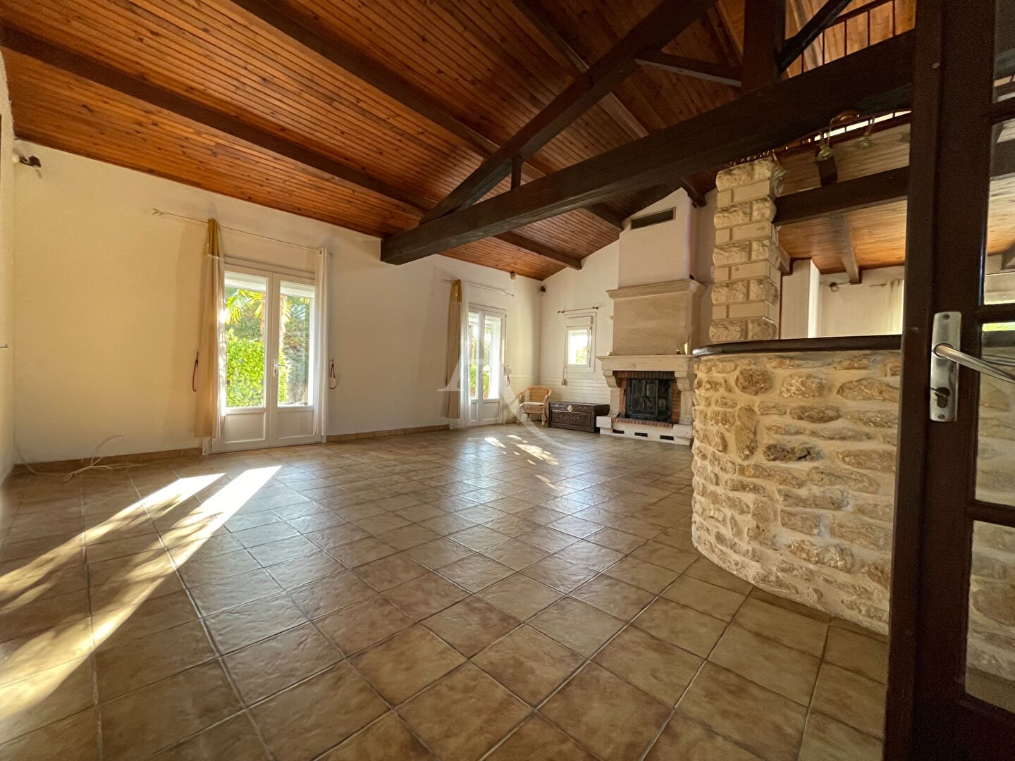 Maison à vendre, 145m², Pont-l'Abbé-d'Arnoult