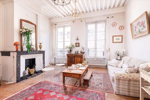 5 pièces 140 m² · à Lyon · 140 m² · 625 000 €