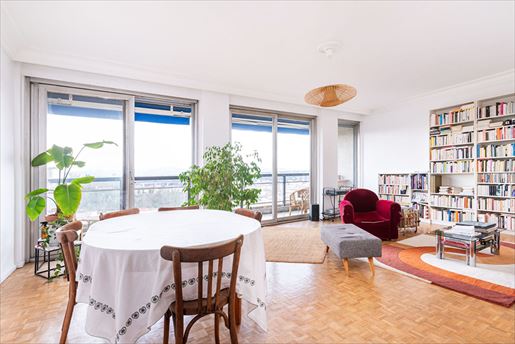 3 pièces 79 m² · à Lyon · 79 m² · 365 000 €