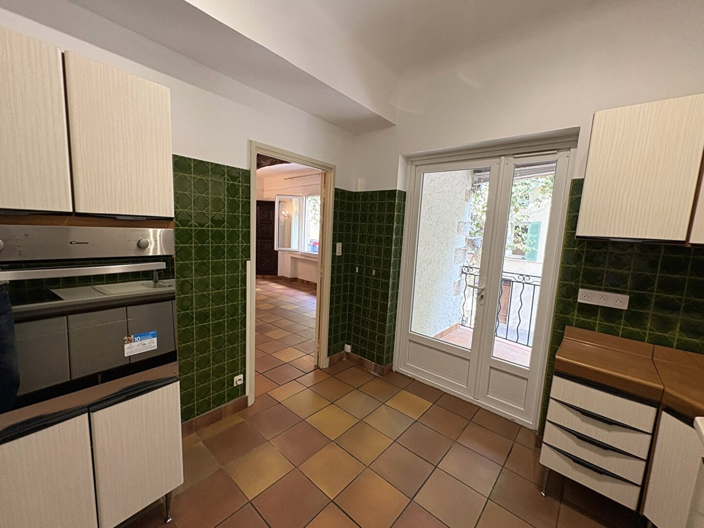 Appartement à louer, 73m², Garéoult