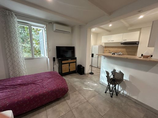 Appartement 1 pièce 31 m² · à Garéoult · 31 m² · 96 000 €