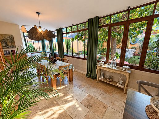 Maison 5 pièces 146 m² · à Trets · 146 m² · 630 000 €