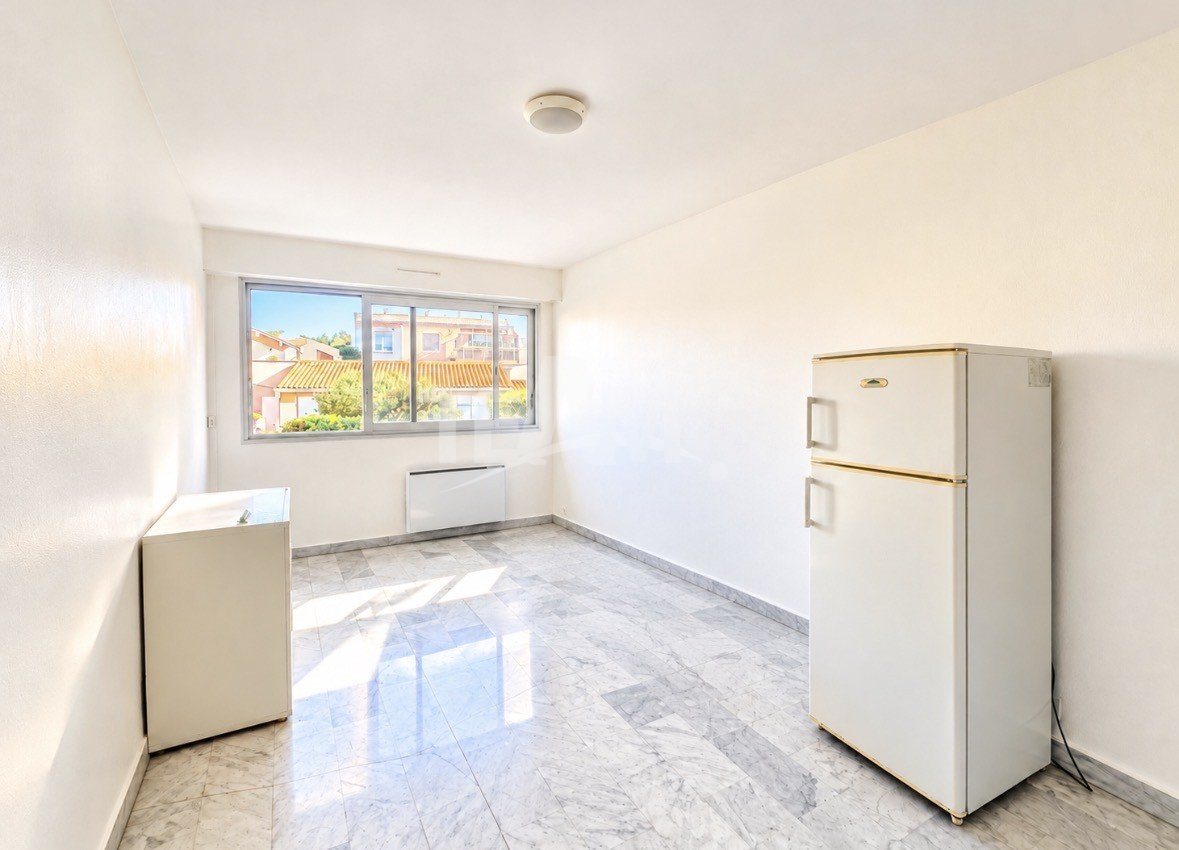 Appartement à louer, 19m², Sète