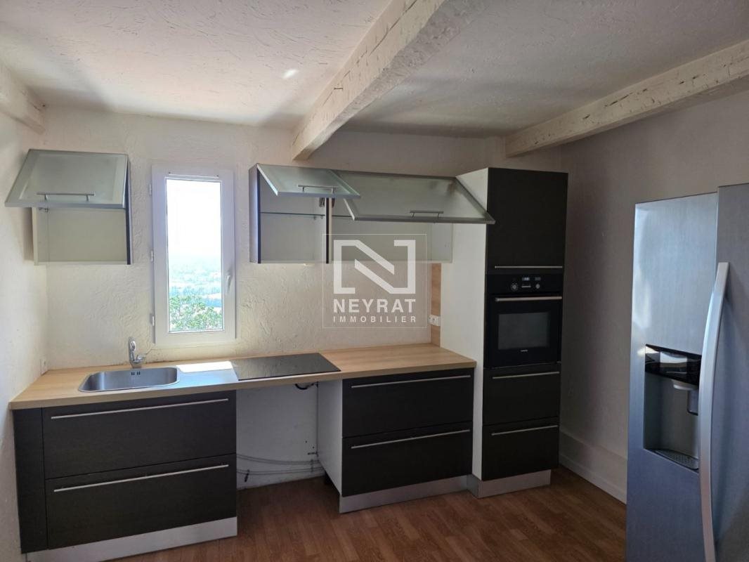 Appartement à louer, 63m², Fayence