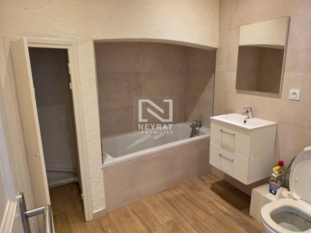 Appartement à louer, 63m², Fayence