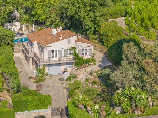Maison 6 pièces 207 m² · à Mougins · 207 m² · 1 700 000 €