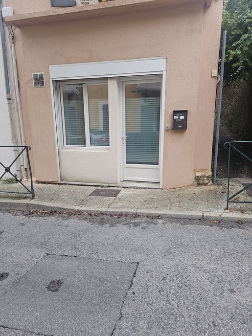 Appartement 1 pièce 26 m² · à La Roque-d'Anthéron · 26 m² · 83 000 €