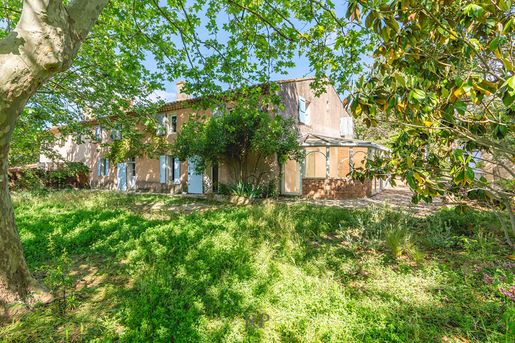 Maison 7 pièces 235 m² · à Aix-en-Provence · 235 m² · 790 000 €