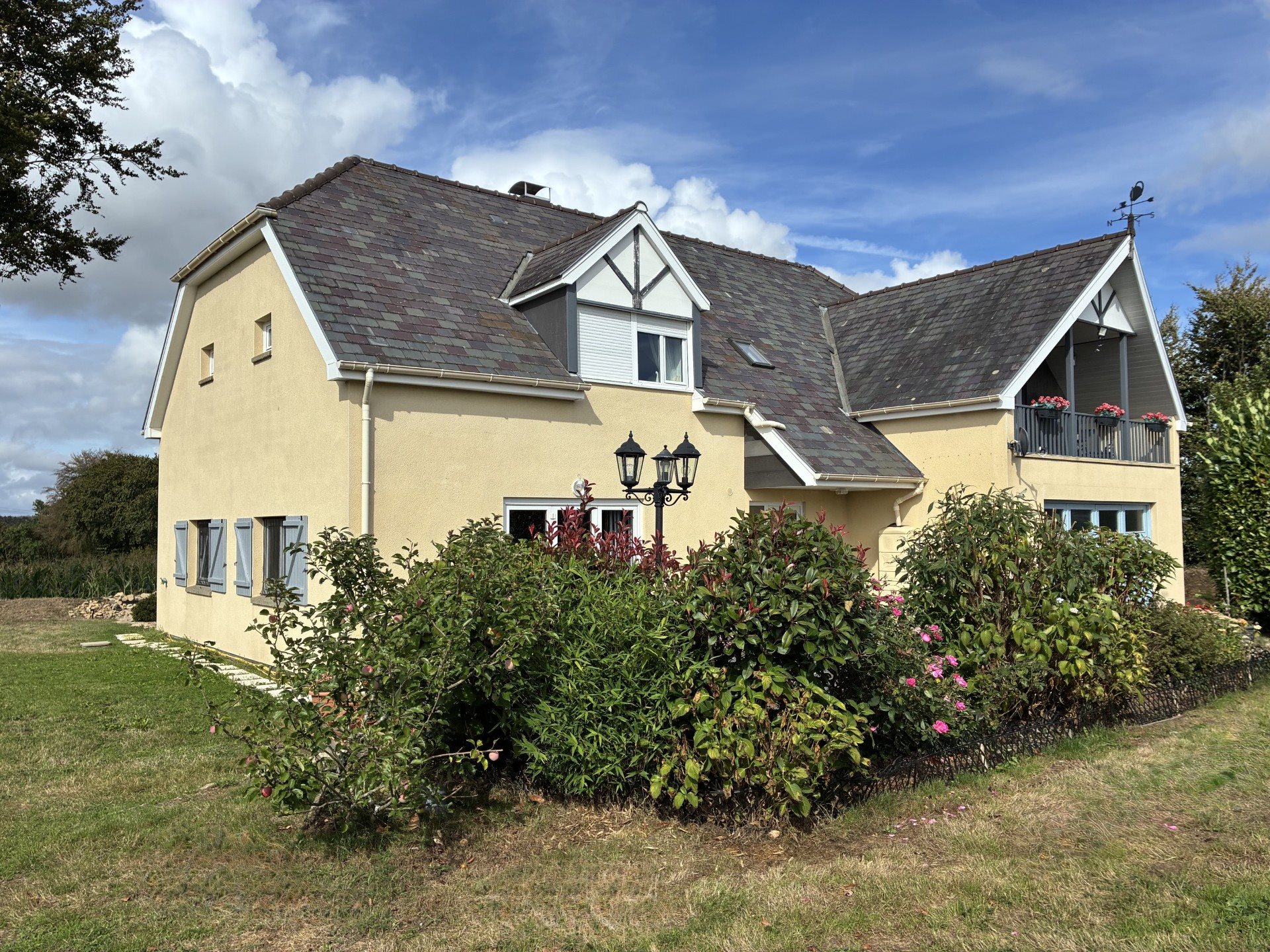 Maison 6 pièces 180 m² · à Noues de Sienne · 180 m² · 275 600 €