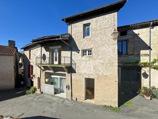 Maison 3 pièces 133 m² · à Agonac · 133 m² · 129 600 €