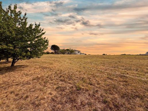 Terrain, terrain 4410 m² — La Chapelle-Gonaguet (Dordogne) · 86 800 €