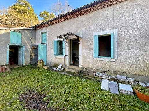 Maison 2 pièces 43 m² · à Château-l'Evêque · 43 m² · 68 000 €