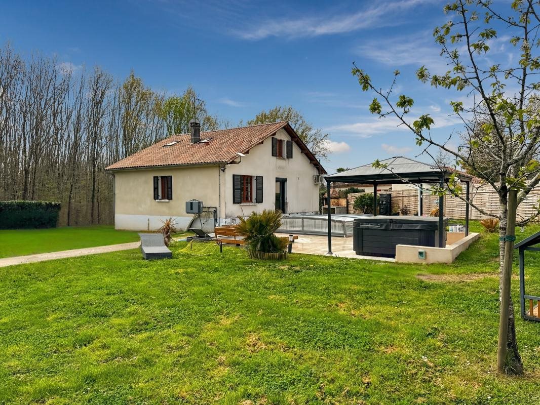 Maison à vendre, 156m², Douzillac