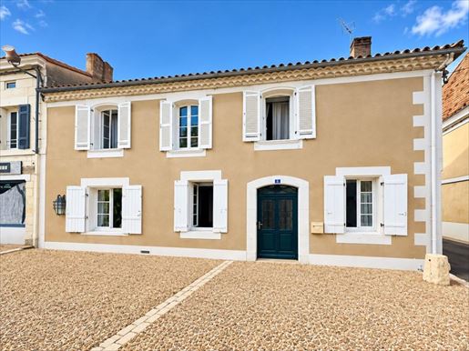 Maison 7 pièces 171 m² · à Neuvic · 171 m² · 205 000 €