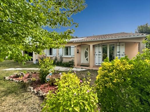 Maison 3 pièces 87 m² · à Saint-Léon-sur-l'Isle · 87 m² · 194 400 €