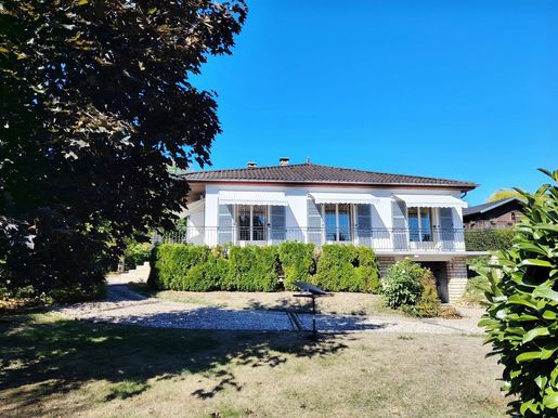 Maison 104 m² · à Châtillon-sur-Saône · 104 m² · 158 000 €