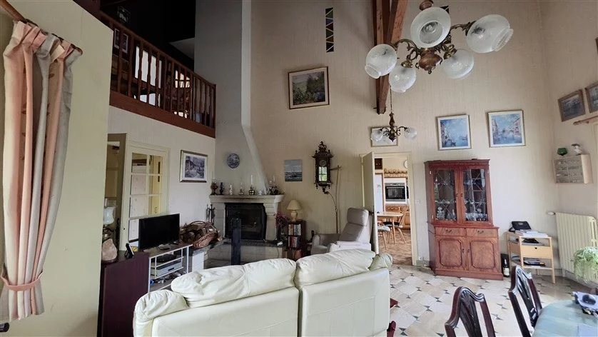 Maison à vendre, 168m², Saint-Martin-l'Ars