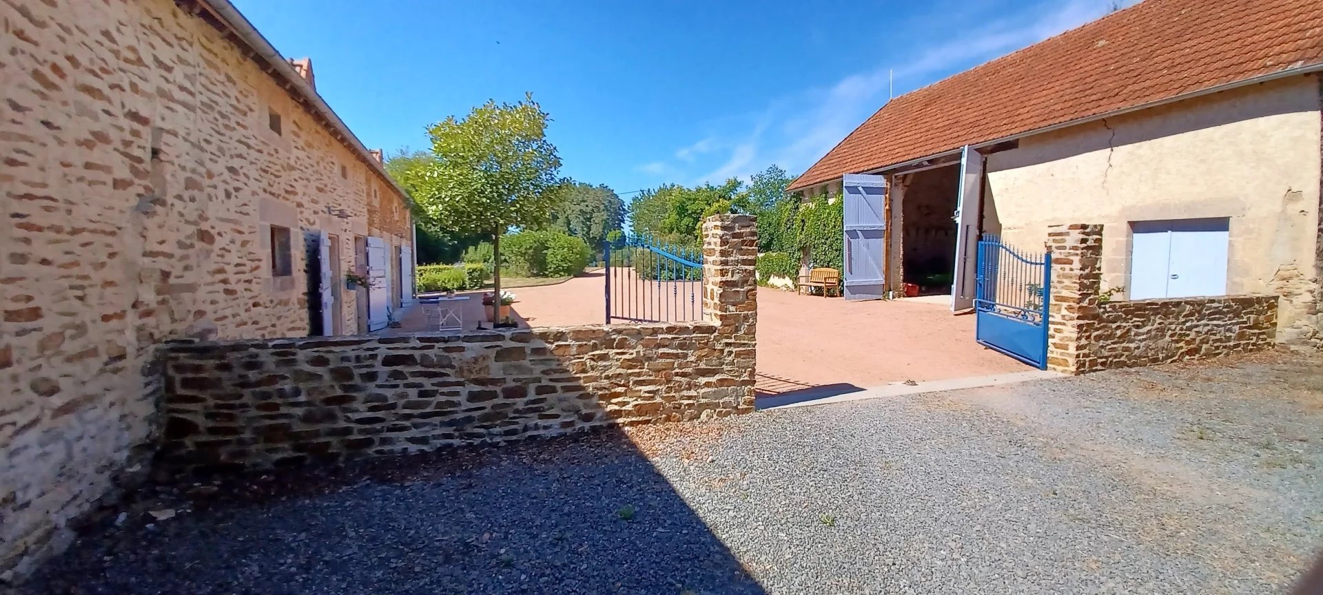 Maison à vendre, 225m², Boussac-Bourg